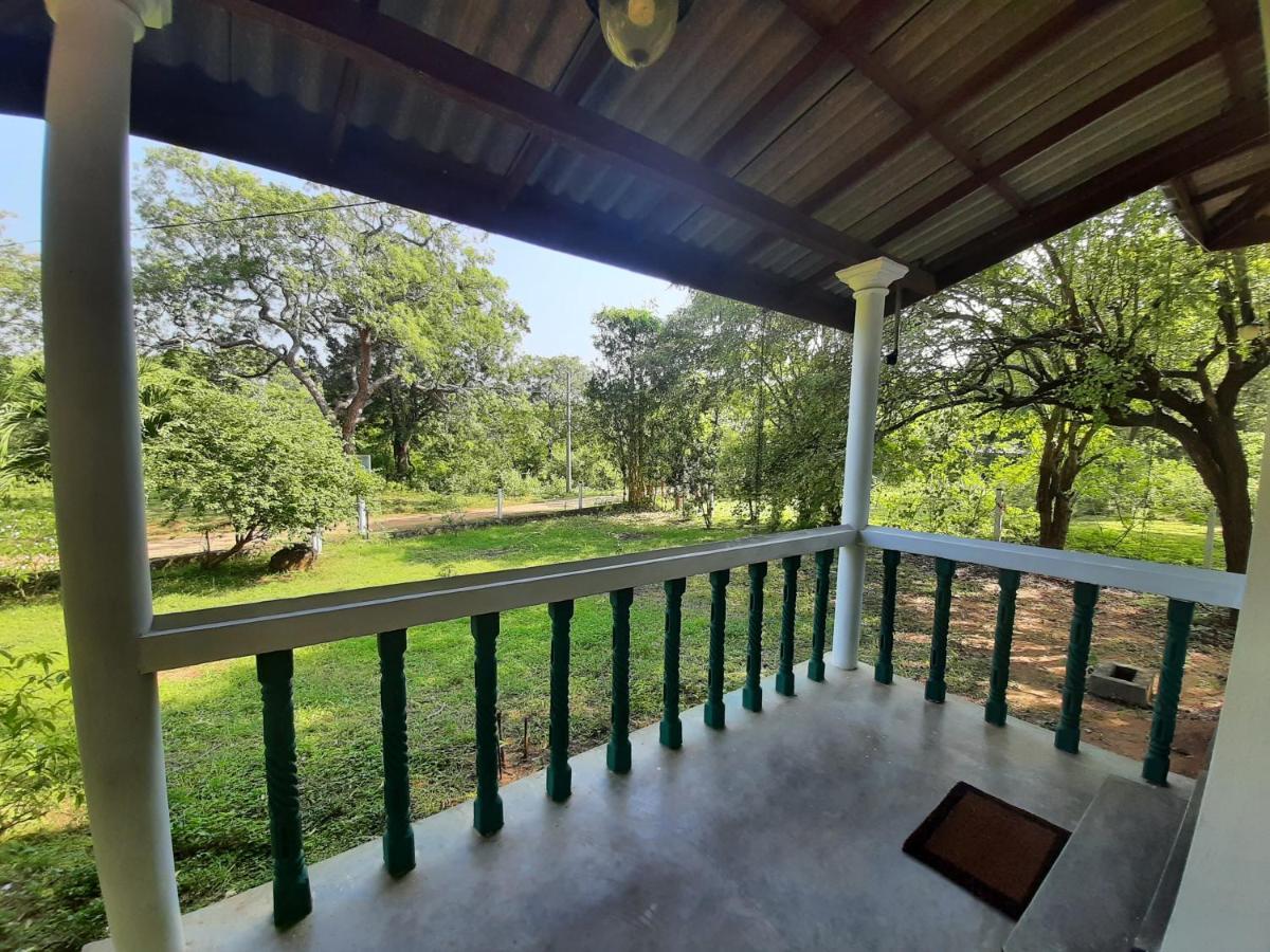 Katagamuwa Rest Hotel Kataragama Luaran gambar