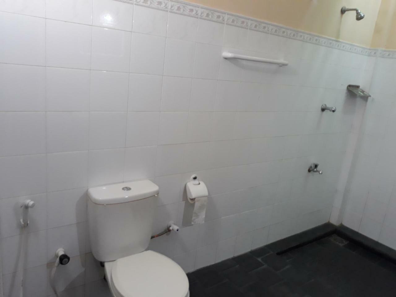 Katagamuwa Rest Hotel Kataragama Luaran gambar